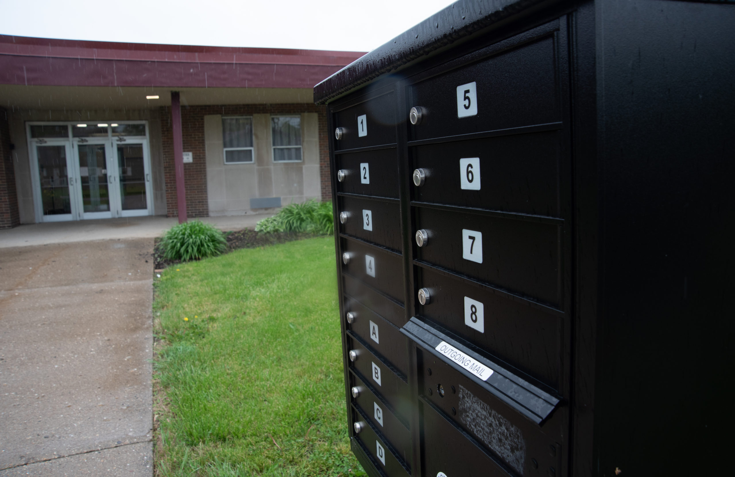 Multi-tenant mailbox